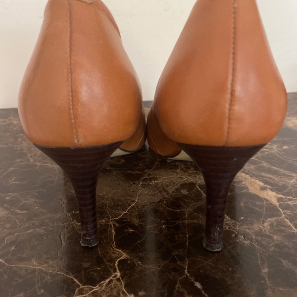 Camel brown leather heels Banana Republic Size 5M - Picture 4 of 4